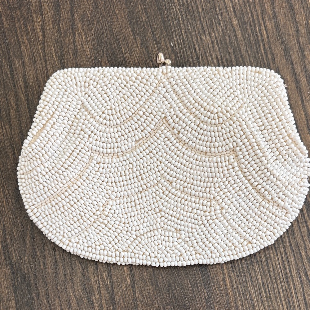 Vintage Bag by Debbie white beaded clutch, kiss lock, 7x5”, handmade in Japan